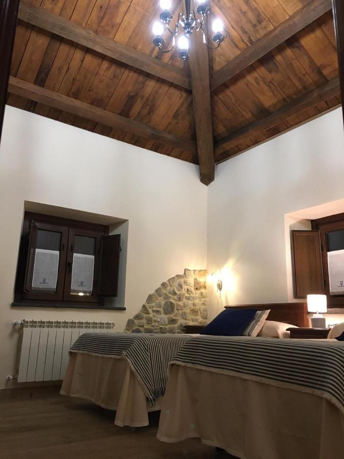 La Casa Vieja De Caneo - Apartamentos Rurales 3 Llaves Luarca Kültér fotó